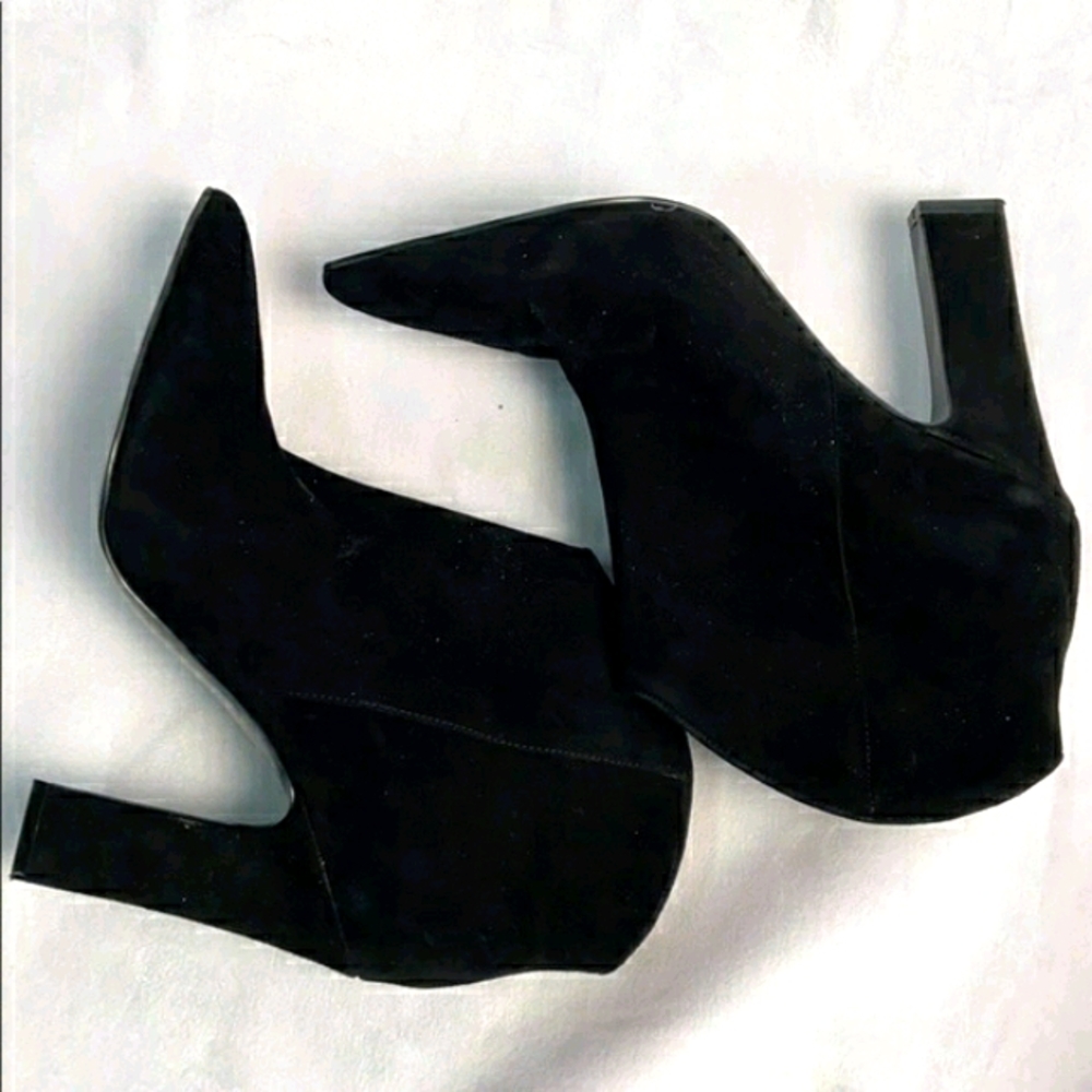 Marc Fisher Black Heeled Boots